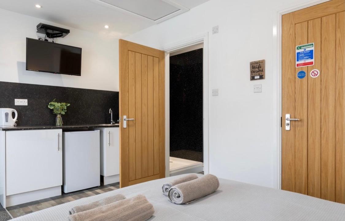 Megs Island Guest House Cleethorpes Exterior foto